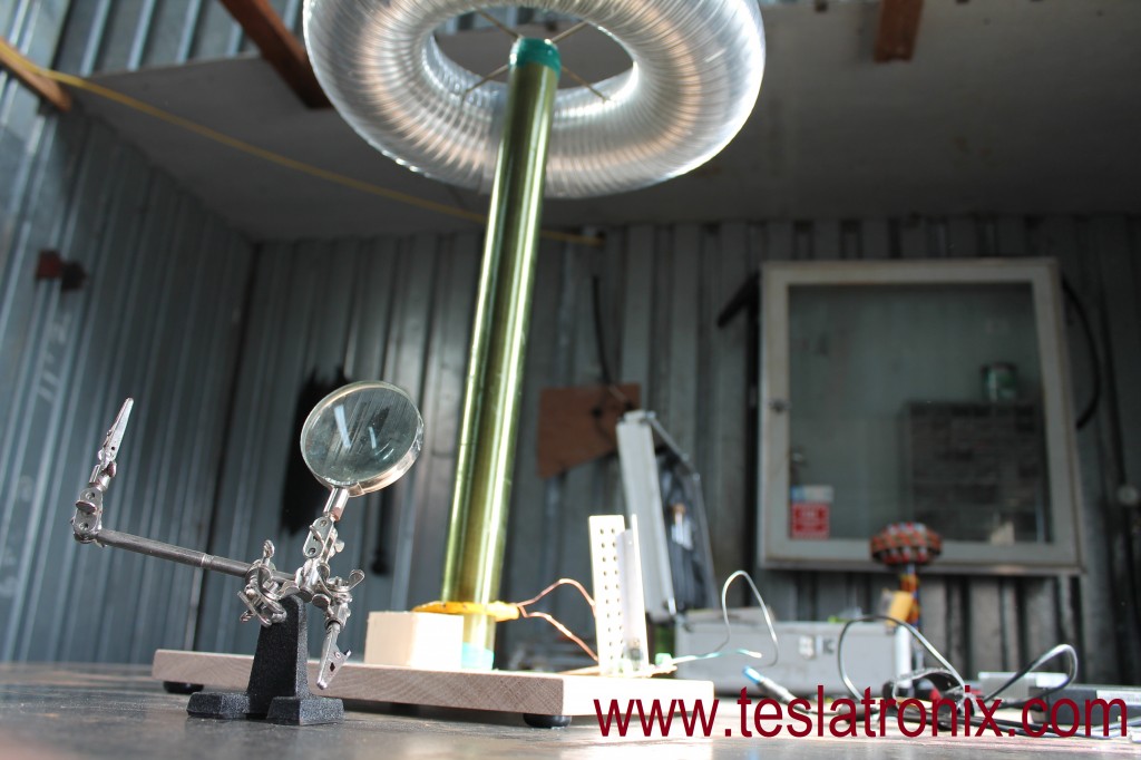 Beautiful shot of the Tesla Tronix Tesla coil